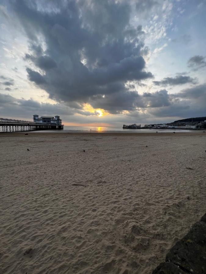 Queenswood Hotel Weston-super-Mare Exteriör bild
